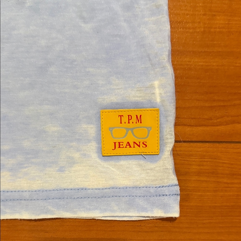 Summer Verso Graphic T-Shirt - Picture 4 of 7
